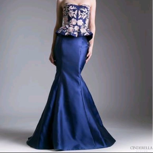 Prom dress - Picture 3 of 3